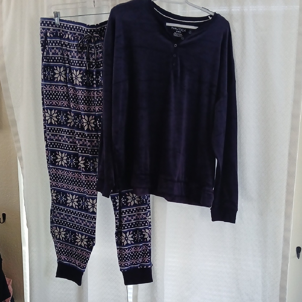 Nautica Navy and White Snowflake Pajama Set- 1X Long Sleeve